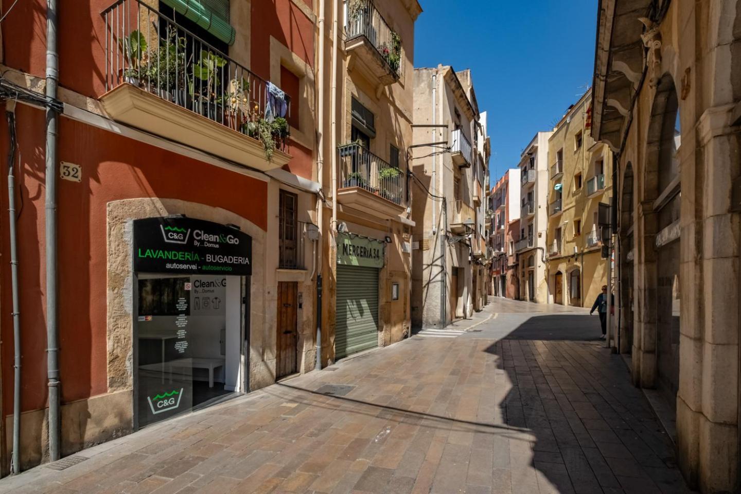 Apartamento En El Corazon De Tarragona. Planta Baja Con Patio. Экстерьер фото