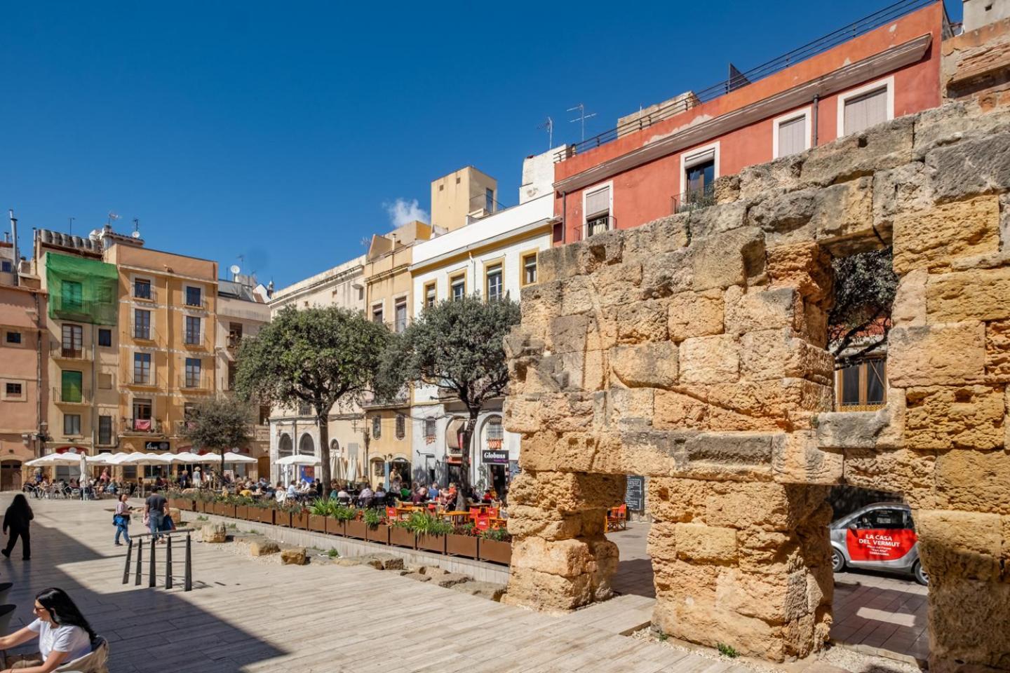 Apartamento En El Corazon De Tarragona. Planta Baja Con Patio. Экстерьер фото